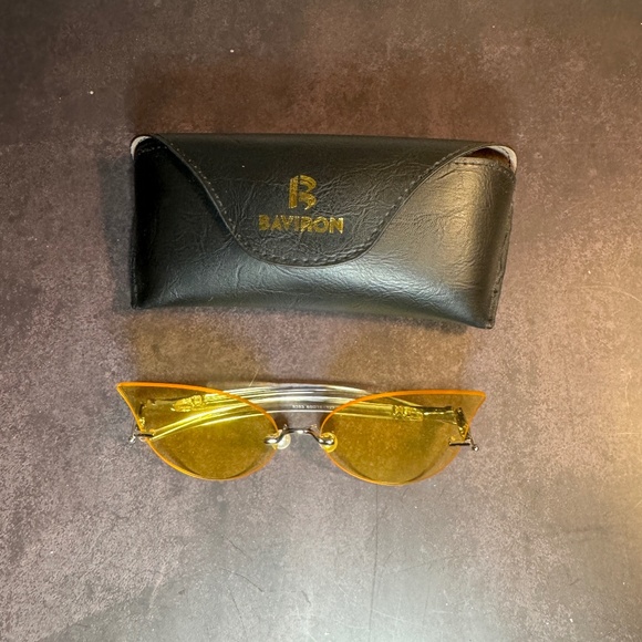 Butterfly / cateye shaped blue-light blockers - Picture 2 of 7